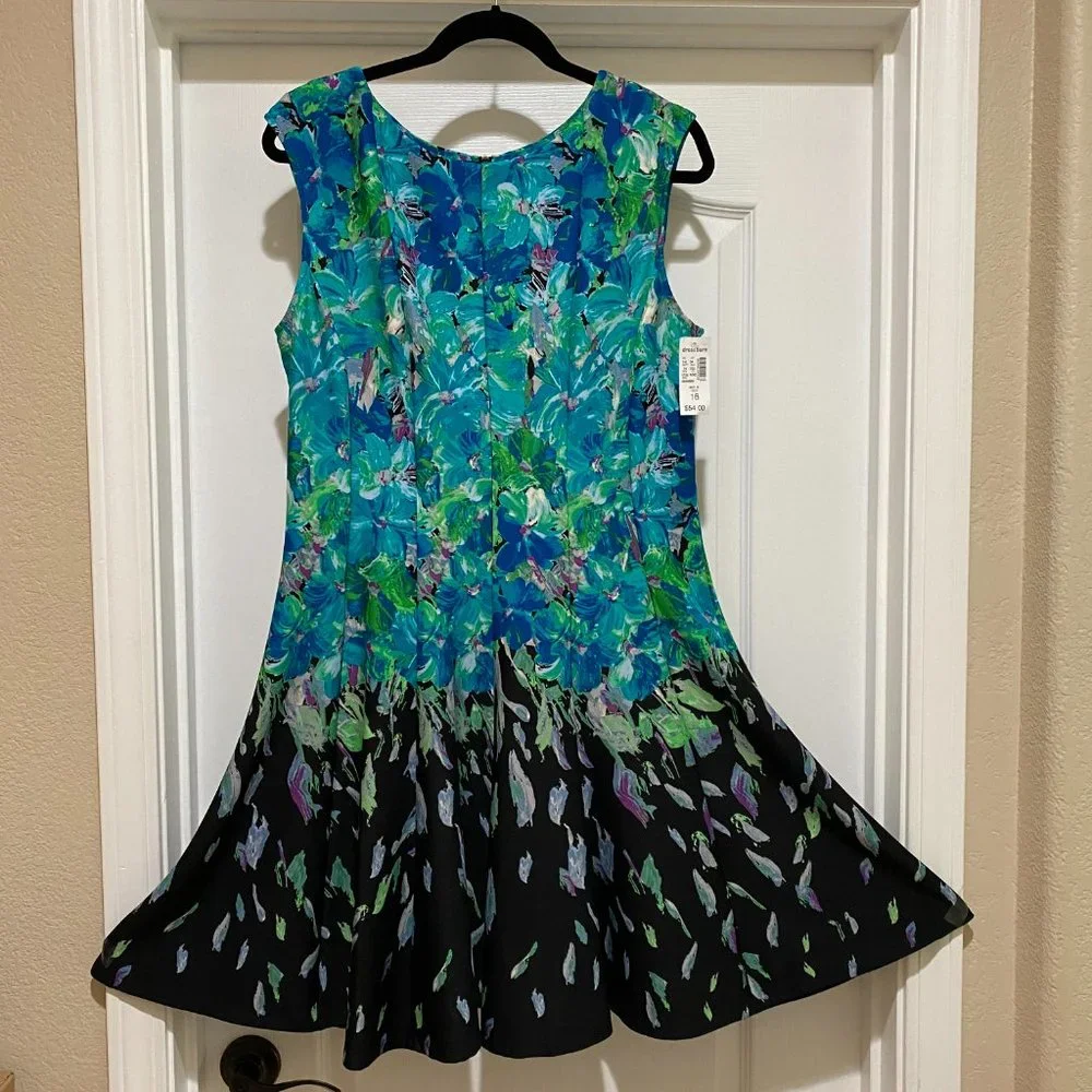 NWT Scuba Fit & Flare Dress Floral Back Zip Blue Black size 16 - Picture 13 of 14